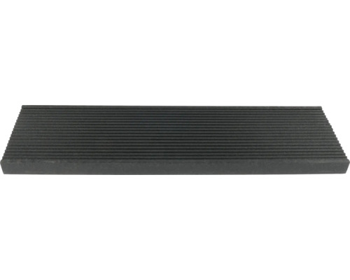 Schwarze Gummistufenmatte mit gerippter Oberfläche