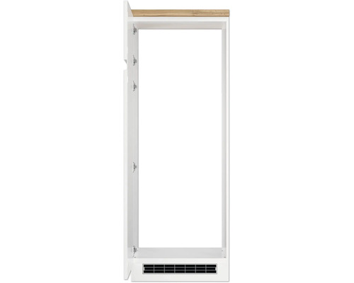 Offener weißer Kleiderschrank mit Holzstange