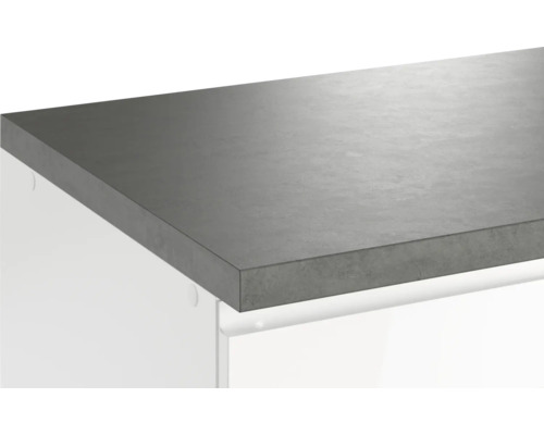 Plan de travail aspect béton sur une armoire