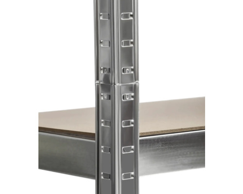 Vue détaillée d''une étagère métallique avec des planches