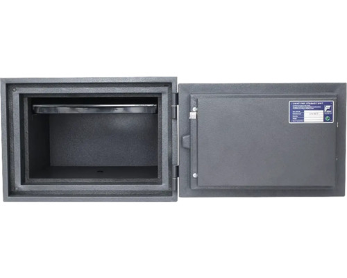 Geöffneter Tresor mit Fachboden