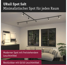 URail Spot Salt in einem Wohnzimmer mit Sofa und Dekoration