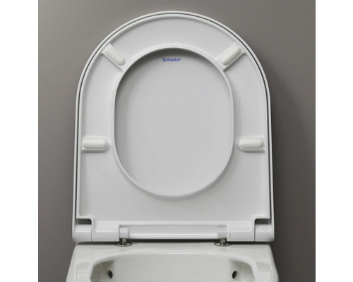 Abattant de WC ouvert avec le logo Duravit