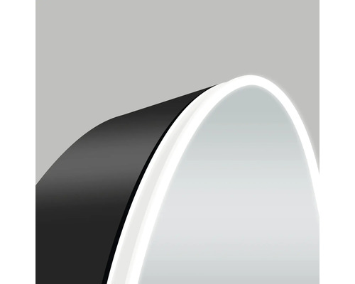 Gros plan d''un plafonnier au design simple