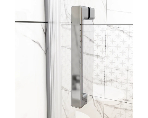 Vue détaillée d''une poignée de cabine de douche en métal