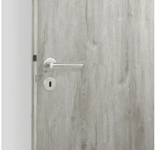 Porte en bois grise avec poignée de porte et trou de serrure argentés