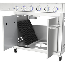 Gasgrill mit geöffneten Türen und Grillrost