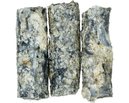 Trois morceaux de liant sur la photo.