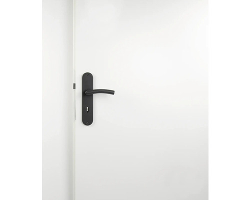 Schlichte Innentür mit schwarzer Türklinke