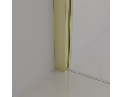 Vue détaillée d''un dormant de porte doré