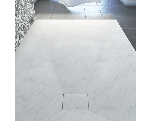 Douche à l''italienne avec évacuation rectangulaire
