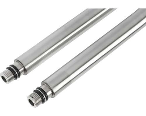 Zwei Rohre aus Edelstahl mit Gewindeenden