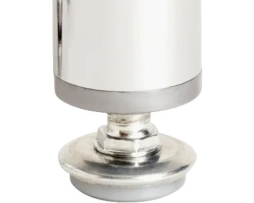 Detailansicht eines Möbelfußes aus Metall