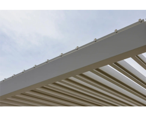 Vue détaillée d''un toit de terrasse en aluminium