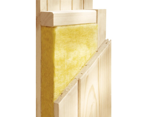 Construction en bois avec matériau isolant et panneaux de bois