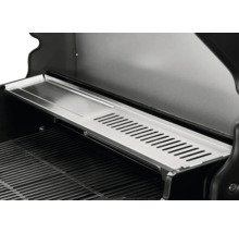 Grill mit Warmhalterost aus Metall