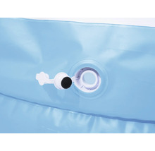 Detailansicht des Ventils eines Pools