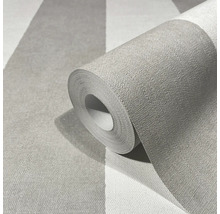Tapetenrolle mit Streifenmuster