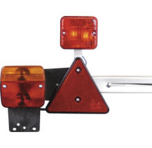 Éclairage de remorque avec feu stop, clignotant, feu arrière et triangle de signalisation