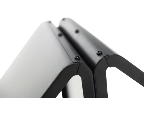 Vue détaillée d''un cadre métallique noir avec des vis