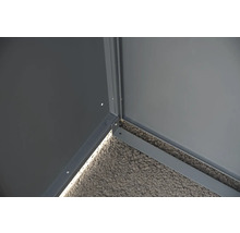 Vue détaillée d''un raccord d''angle avec vis et joint d''étanchéité