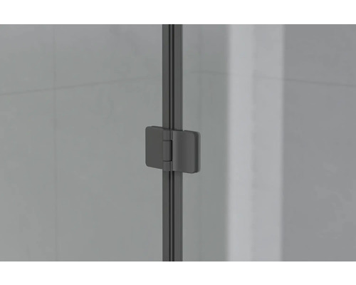 Detailansicht eines Duschkabinen-Scharniers