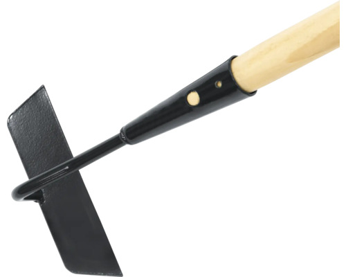 Hacke mit Holzstiel für Gartenarbeiten