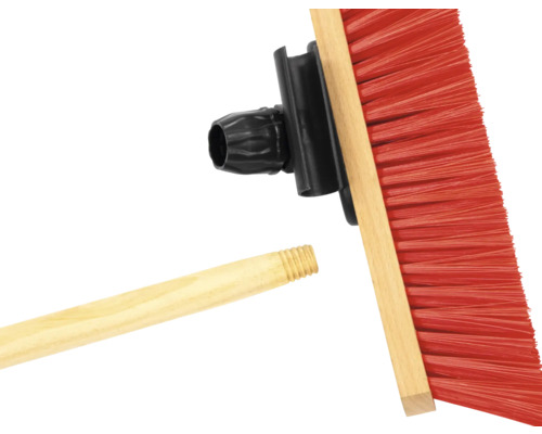 Kehrbesen mit Borsten und Stielaufnahme
