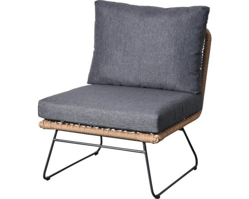 Gartensessel mit anthrazitfarbenen Kissen und geflochtener Rückenlehne