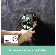 Installation eines Unterputz-Mischers im Badezimmer.
