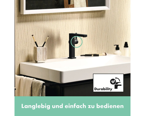Waschbeckenarmatur in einem Badezimmer mit dem Symbol Dauerhaftigkeit.