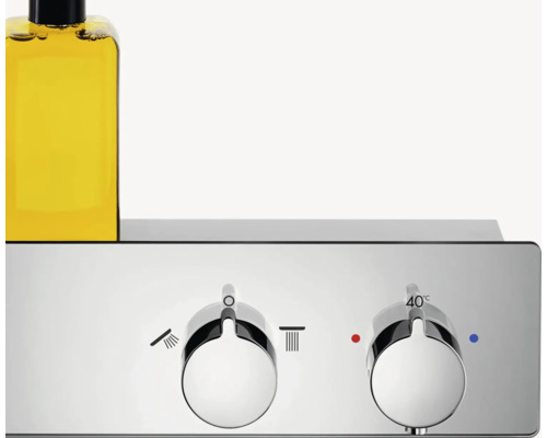 Duscharmatur mit zwei runden Griffen und einer Flasche