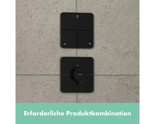Schwarze Hansgrohe Duscharmatur mit Thermostat an gefliester Wand