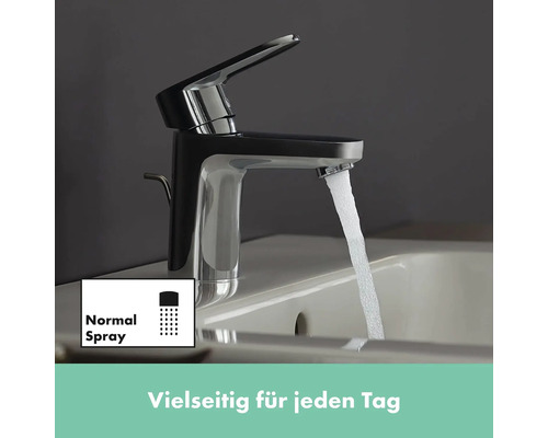 Wasserhahn mit Normalstrahl in einem Badezimmerwaschbecken