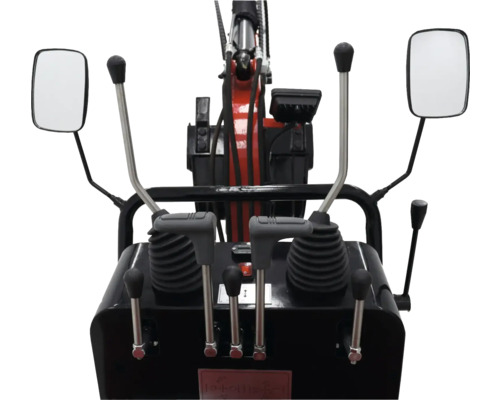 Nahaufnahme des Bedienfelds eines Minibaggers mit Hebeln und Spiegeln