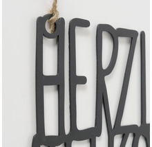 Inscription décorative avec suspension par corde