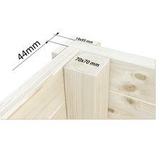 Detailaufnahme einer Holzecke mit den Maßen 44 mm, 70 x 70 mm und 19 x 95 mm.