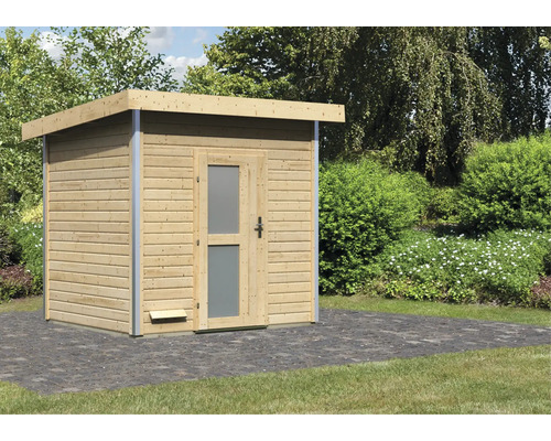 Gartenhaus aus Holz mit Tür und Fenster im Garten