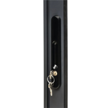 Garniture de porte avec clé dans la serrure