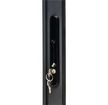 Garniture de porte avec clé dans la serrure