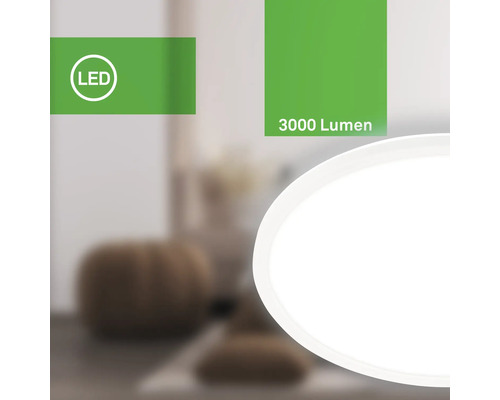 LED Kennzeichnung und 3000 Lumen Angabe