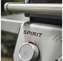 Gros plan d''un barbecue à gaz Spirit avec bouton de réglage de la température