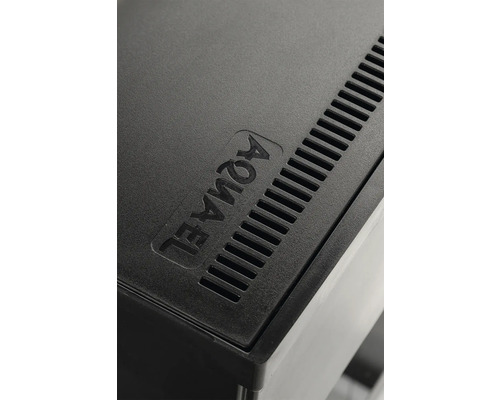 AquaEl Logo auf Aquariumabdeckung mit Lüftungsschlitzen