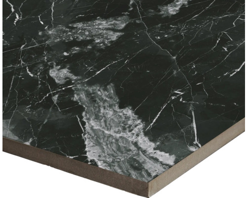 Fliese mit Marmoroptik