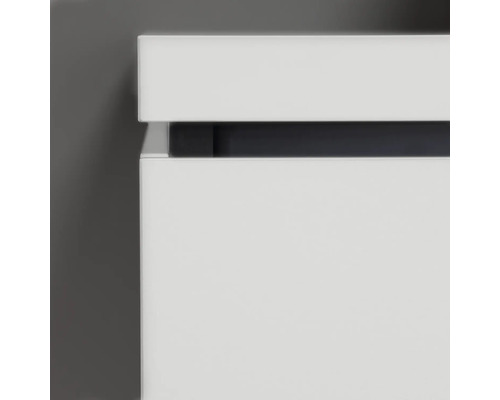 Detailansicht eines Badmöbelschranks