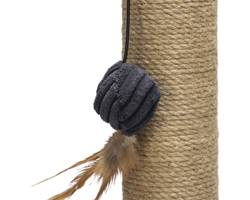 Arbre à chat avec balle de jeu et plumes