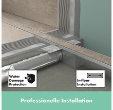 Bodenebene Dusche mit Wasserablauf und den Siegeln Wasserschadensschutz und Unterflurinstallation