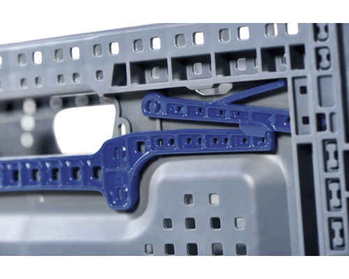 Vue détaillée d''une boîte de rangement grise avec fermeture à étrier bleue