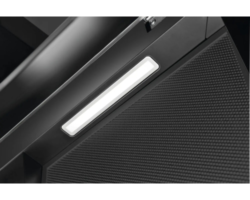 Vue détaillée d''une hotte aspirante avec éclairage et filtre