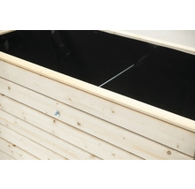 Coffre en bois avec intérieur noir